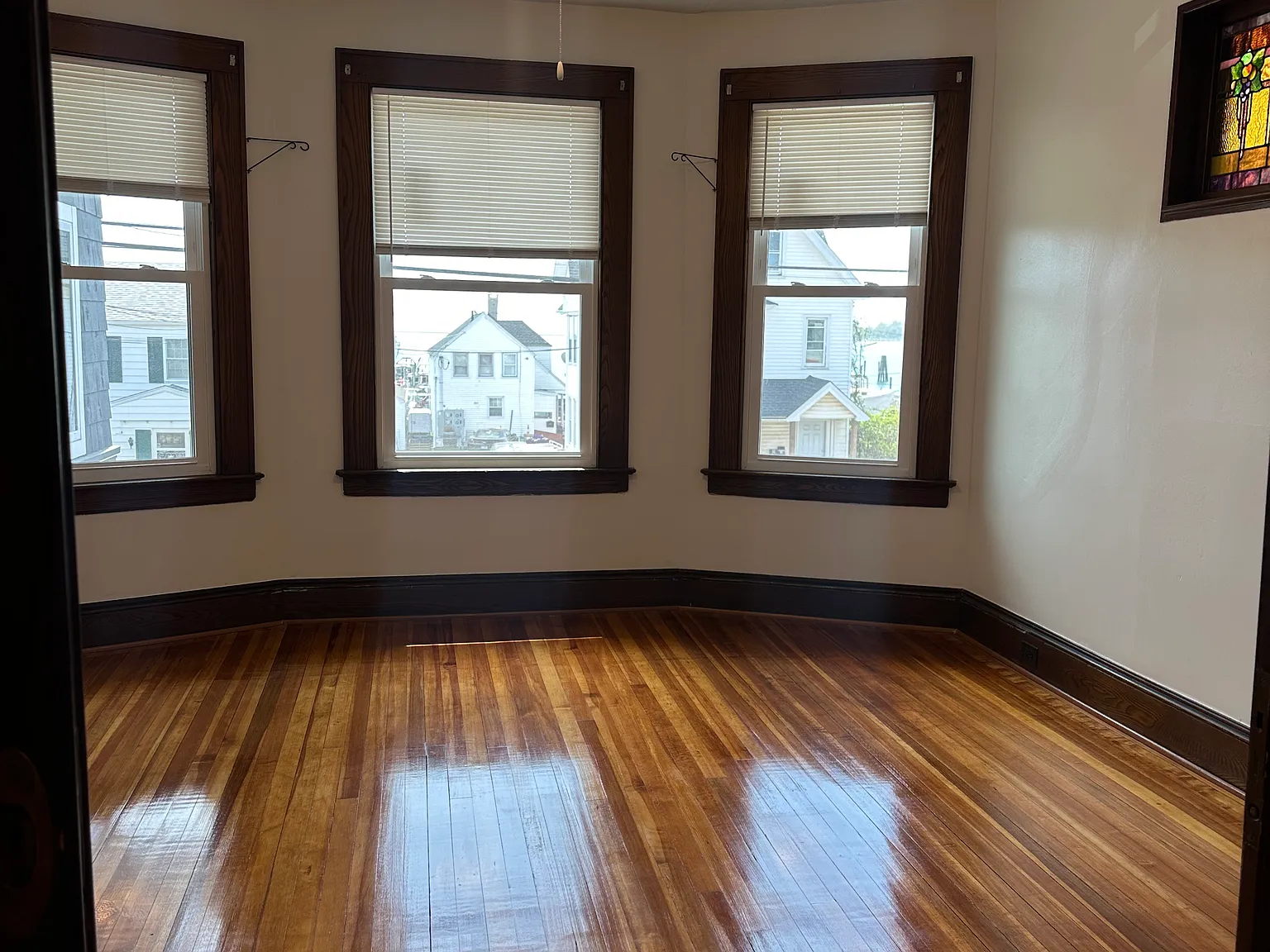 368 Seaview Ave — Photo 3