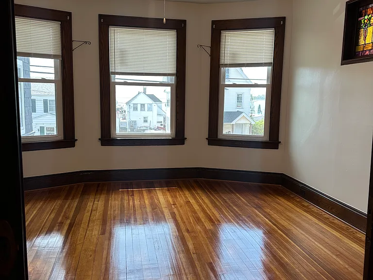 368 Seaview Ave #2 — Photo 3