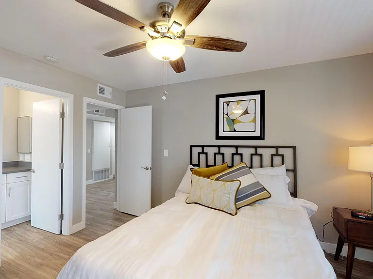 1170 Sumner Ave #12 — Photo 11