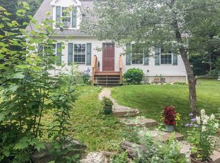 29 Prout Rd, Freeport, ME 04032