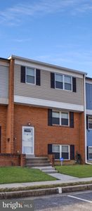 6 Middleview Ct, Windsor Mill, MD, 21244
