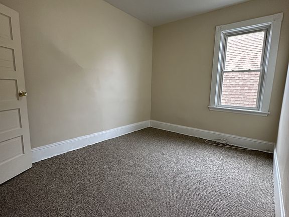 4th image of 237-239 Ashley Blvd #3