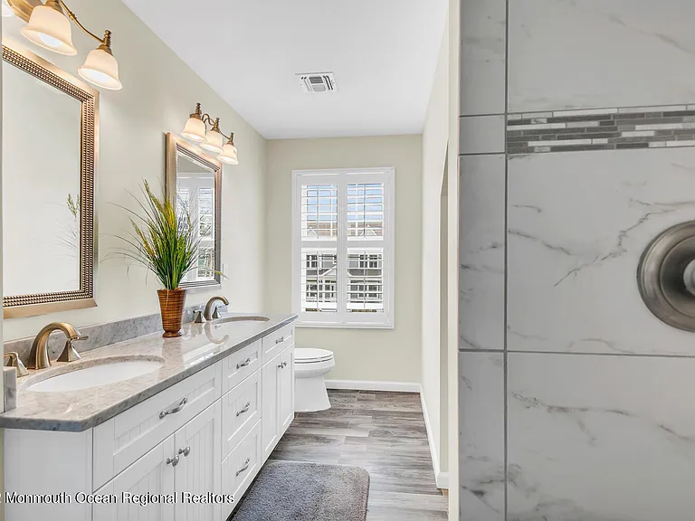 814 Pitney Dr — Photo 12