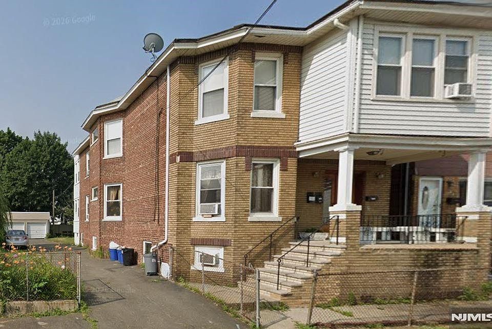 1st image of 26 Halstead St