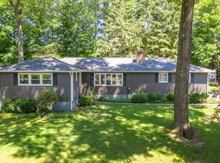 35 Westview Ter, Easthampton, MA 01027