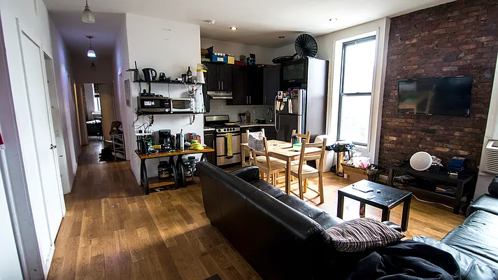 Rented by Lofts and Flats LLC | media 22