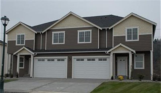 1st image of 556 Beaver Blvd #B