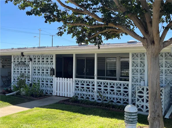 13862 Fresh Meadow Ln #M3-8j, Seal Beach, CA 90740