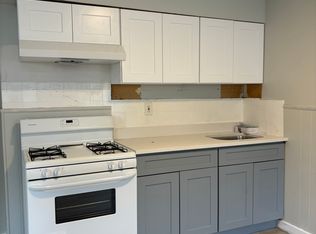 531 4th St #4, Newark, NJ 07107