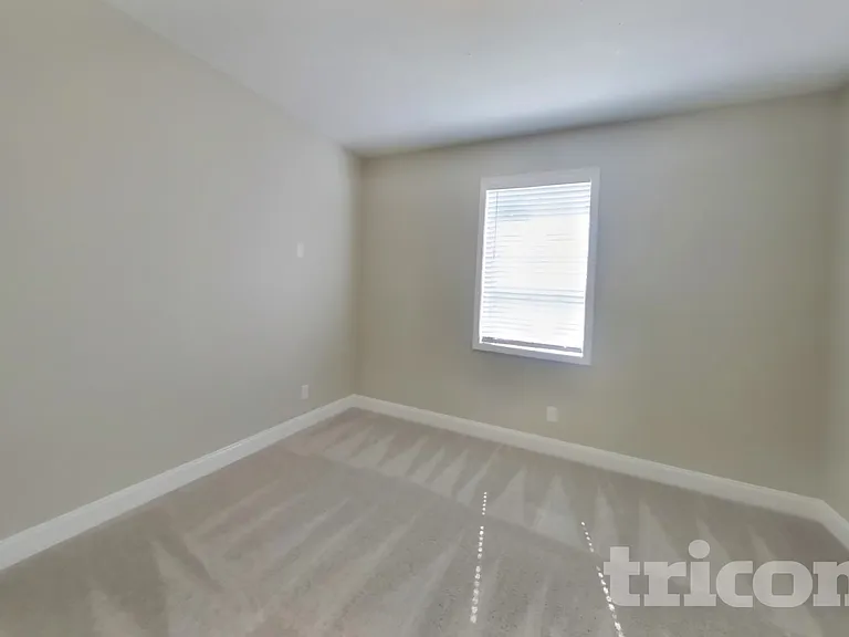 1059 Spicer Dr — Photo 9