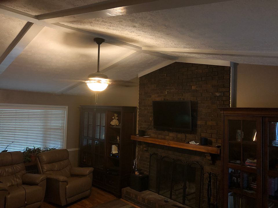 1st image of 411 Doris Dr