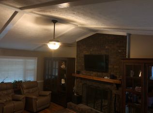 411 Doris Dr, Woodstock, GA 30188