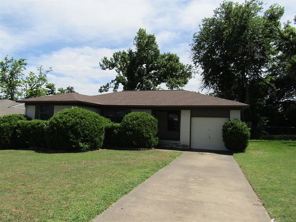 1st image of 8730 Westfield Dr