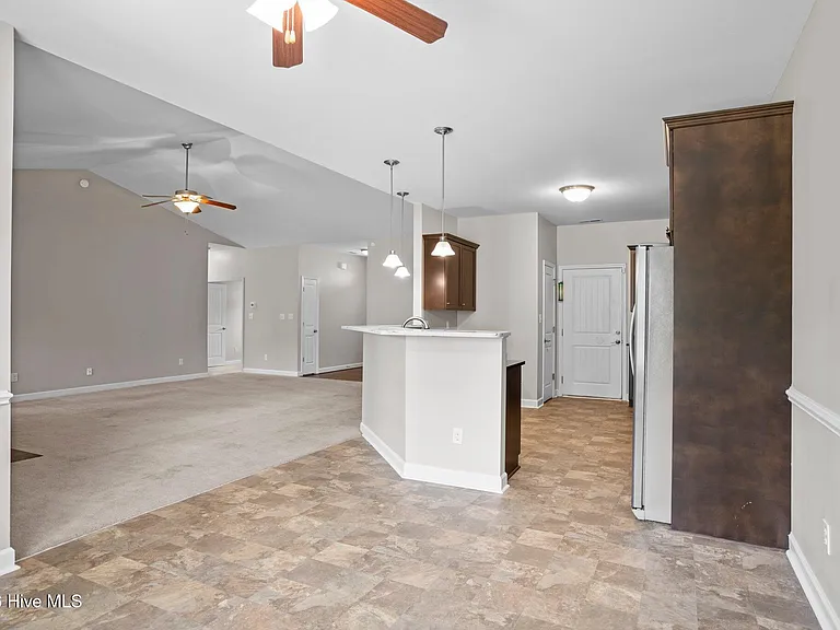 514 Aberdineshire Ct — Photo 10