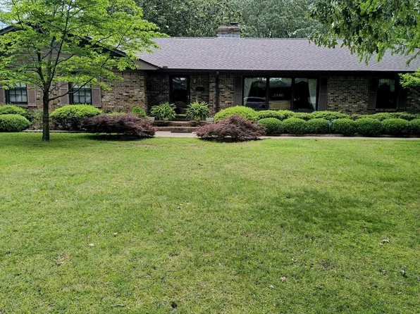 2116 Wedgewood Dr, Union City, TN 38261