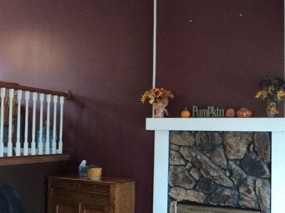 2nd image of 527 W Burt Dr