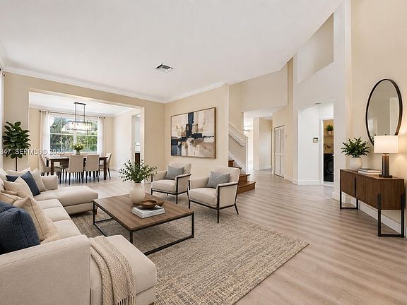 3rd image of 4312 Laurel Ridge Cir
