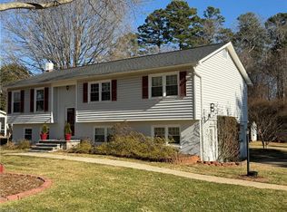 213 Hillcrest Dr, King, NC 27021