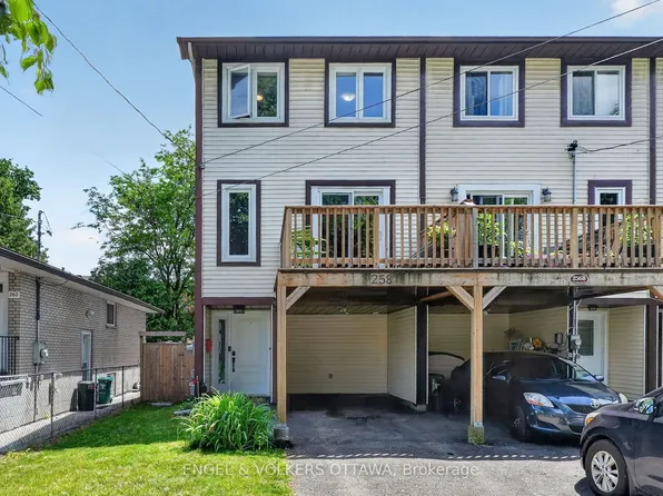 258 Carillon St, Ottawa, ON K1L 5X6