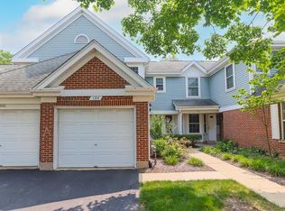 196 White Branch Ct, Buffalo Grove, IL 60089