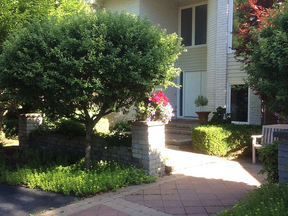 1st image of 358 Sycamore Ct