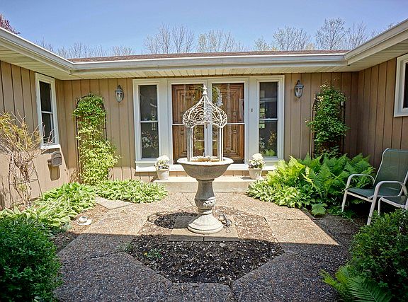 5th image of 26923 N Greenview Dr