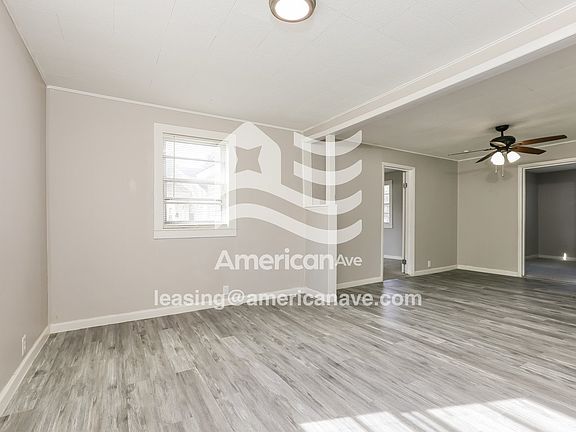 898506_004_dining_room_13637015.jpg