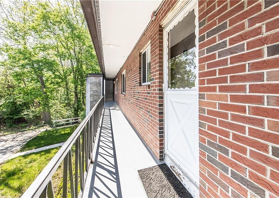 1st image of 72 W Shore Rd APT 202