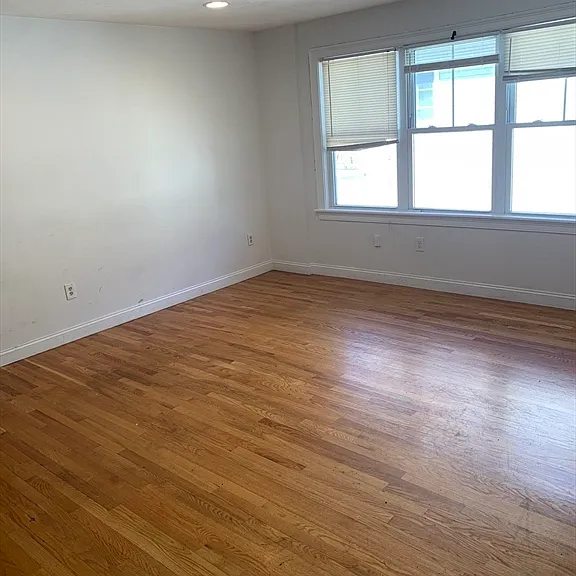 2957 Washington St #2 — Photo 2