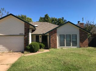1800 Raquel Rd, Edmond, OK 73003