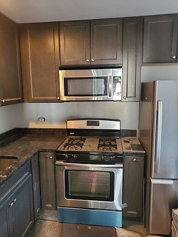 2nd image of 3701 W Belmont Ave #2S