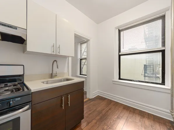 34-20 32nd Street image 5 of 6