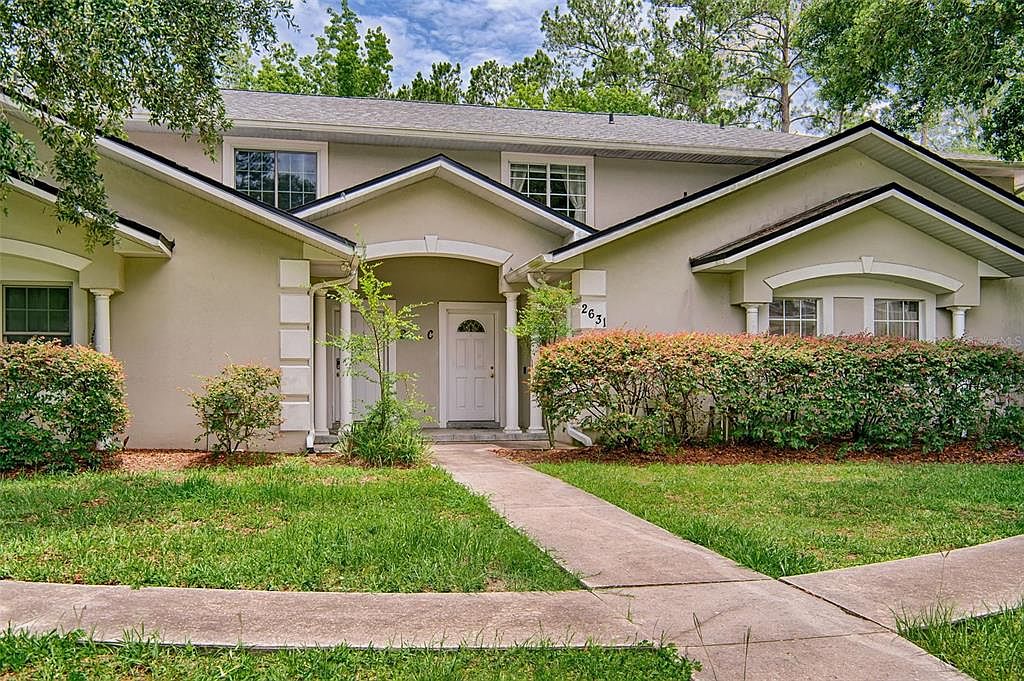 2631 NW 104th Ct APT C