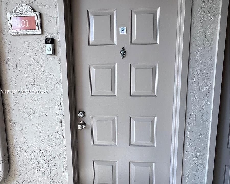 1st image of 8225 Lake Dr APT 101