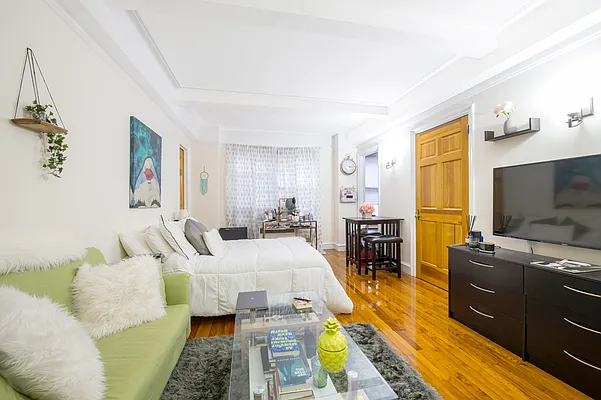 Rented by Douglas Elliman | media 12