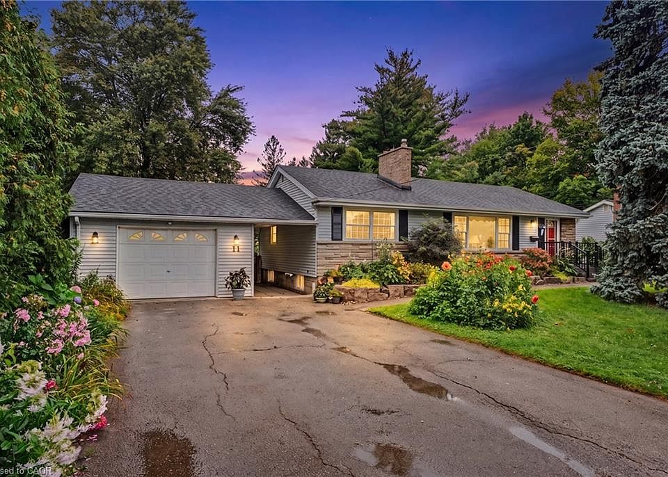 1st image of 11 Miller Dr