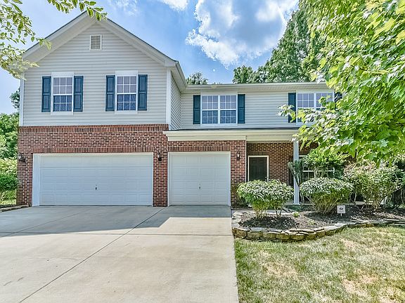 Large Private Cul De Sac Lot