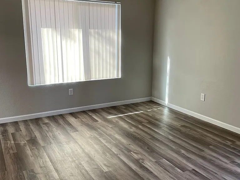 Union North Apartments — Photo 13
