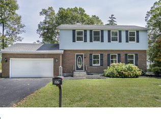 27 Lincoln St, Wind Gap, PA