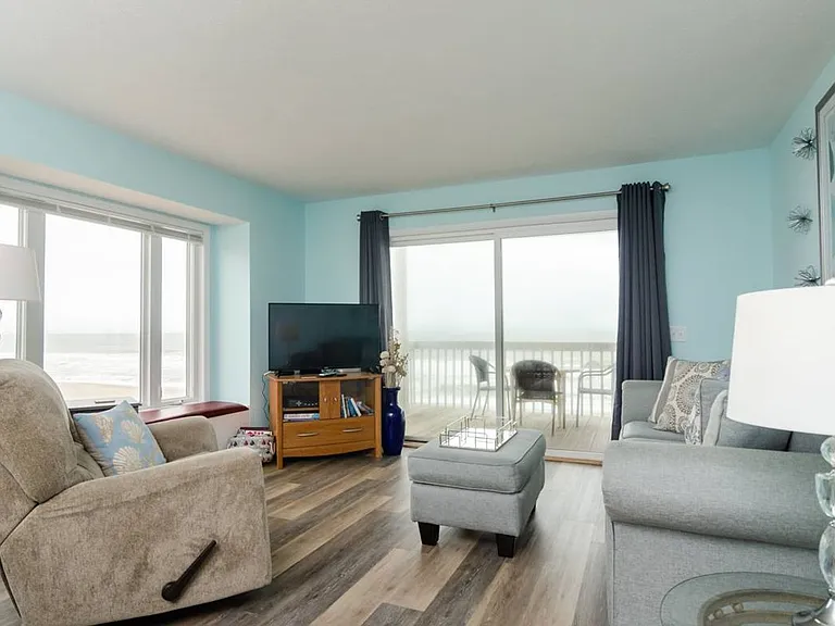 1101 Sand Dollar Ct — Photo 4