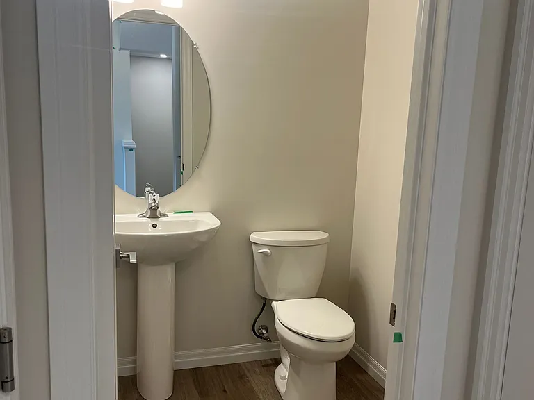 224 Renaissance Dr — Photo 3