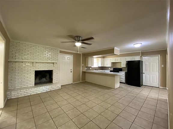 4th image of 4803 Paloduro Ln