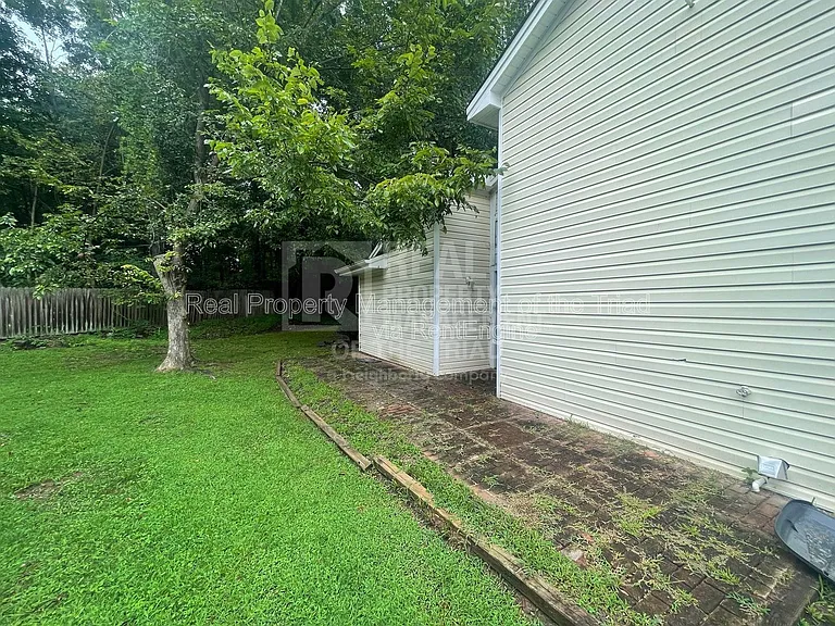 3607 McCuiston Rd #52 — Photo 17