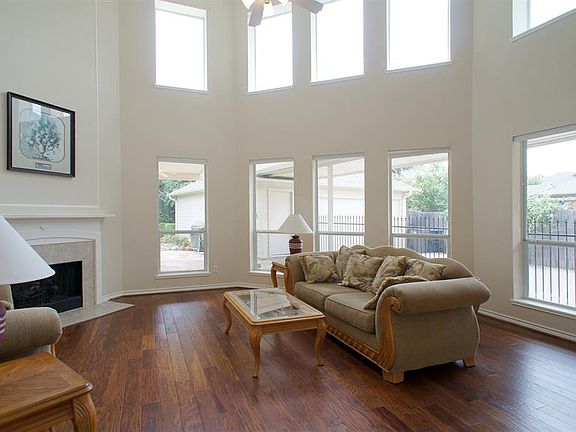 5th image of 8513 Tangleridge Dr