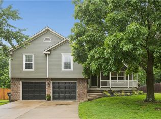 4619 SW 8th St, Blue Springs, MO 64015
