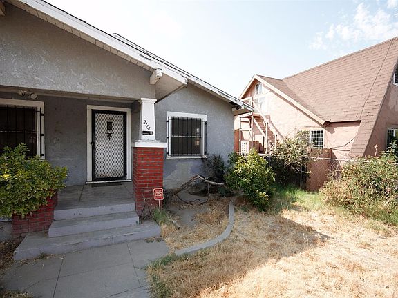 2nd image of 2114 E Hammond Ave