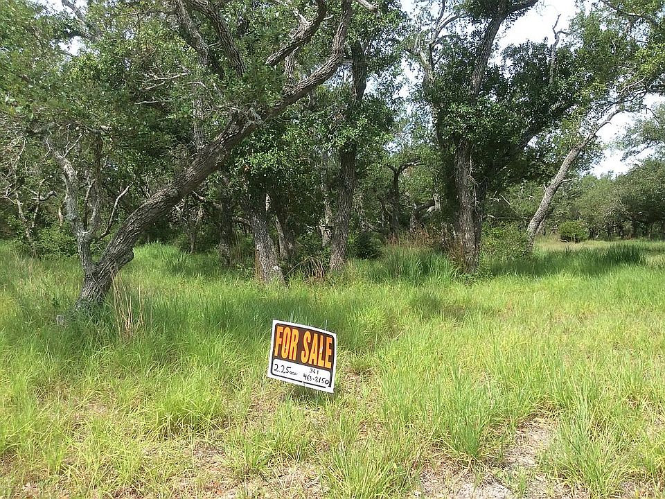 2nd image of 233 Spanishwoods Dr
