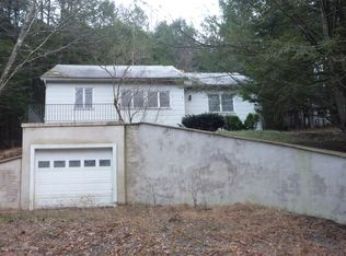 2058 Po Box, Effort, PA 18330