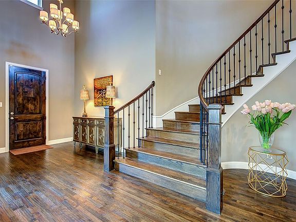 2nd image of 4194 Ravenbank Dr
