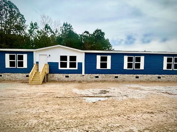 294 Friendship Cir, Pineville, SC 29468